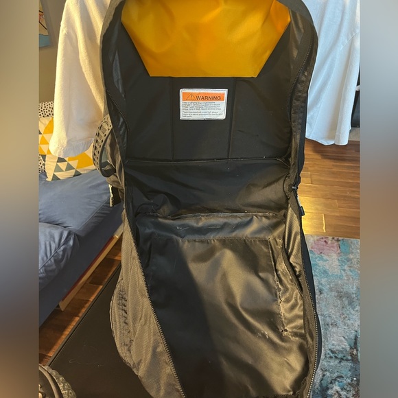 L.L. Bean Travel Backpack - Picture 9 of 12